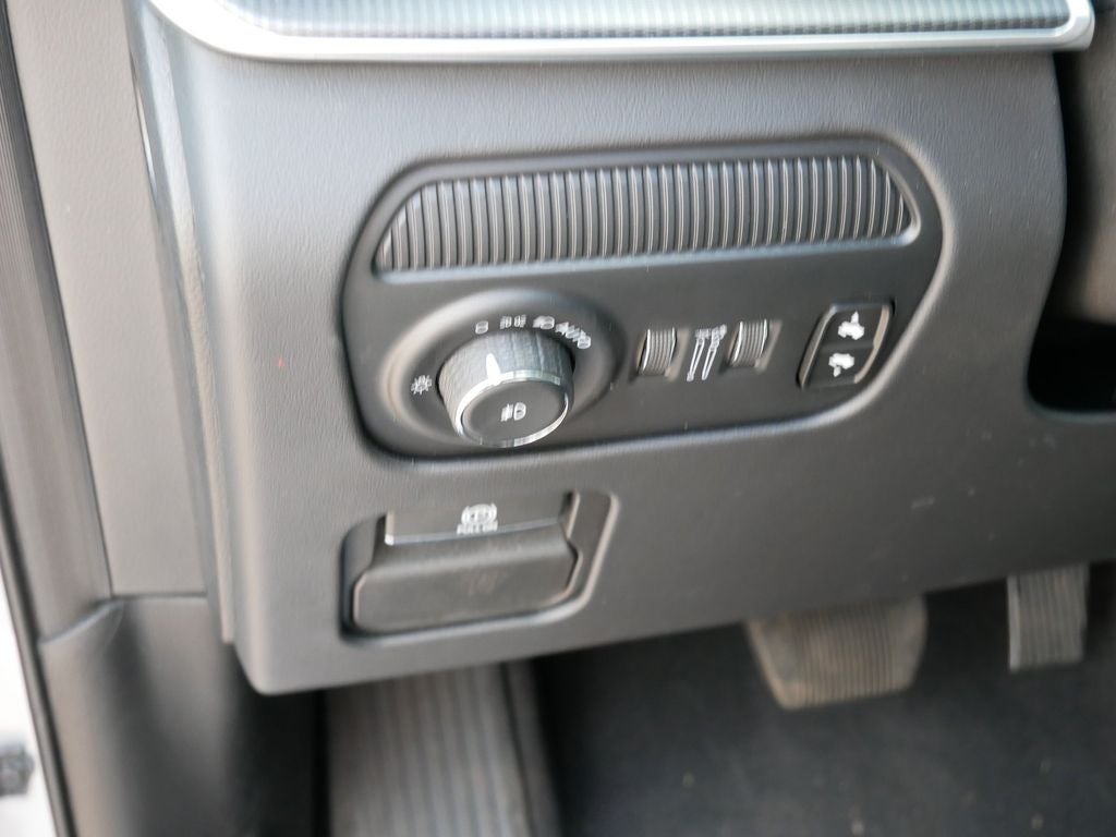 2024 Jeep Grand Wagoneer L Series II