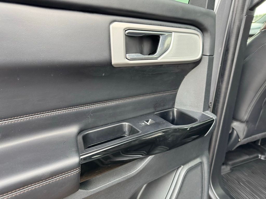 2022 Ford Explorer Platinum