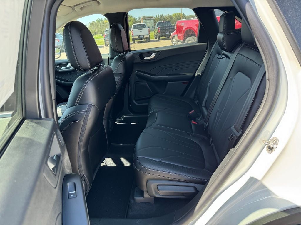 2025 Ford Escape Plug-In Hybrid Base