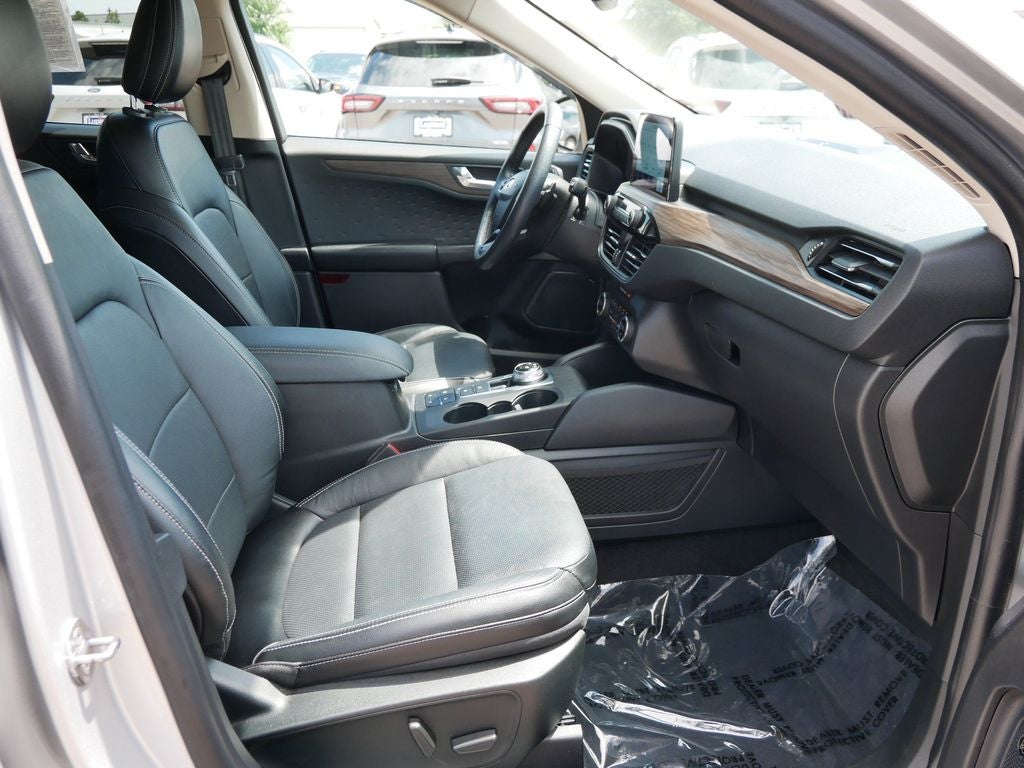 2020 Ford Escape Titanium