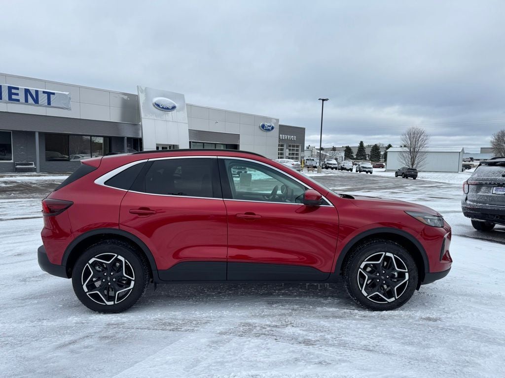 2026 Ford Escape Platinum