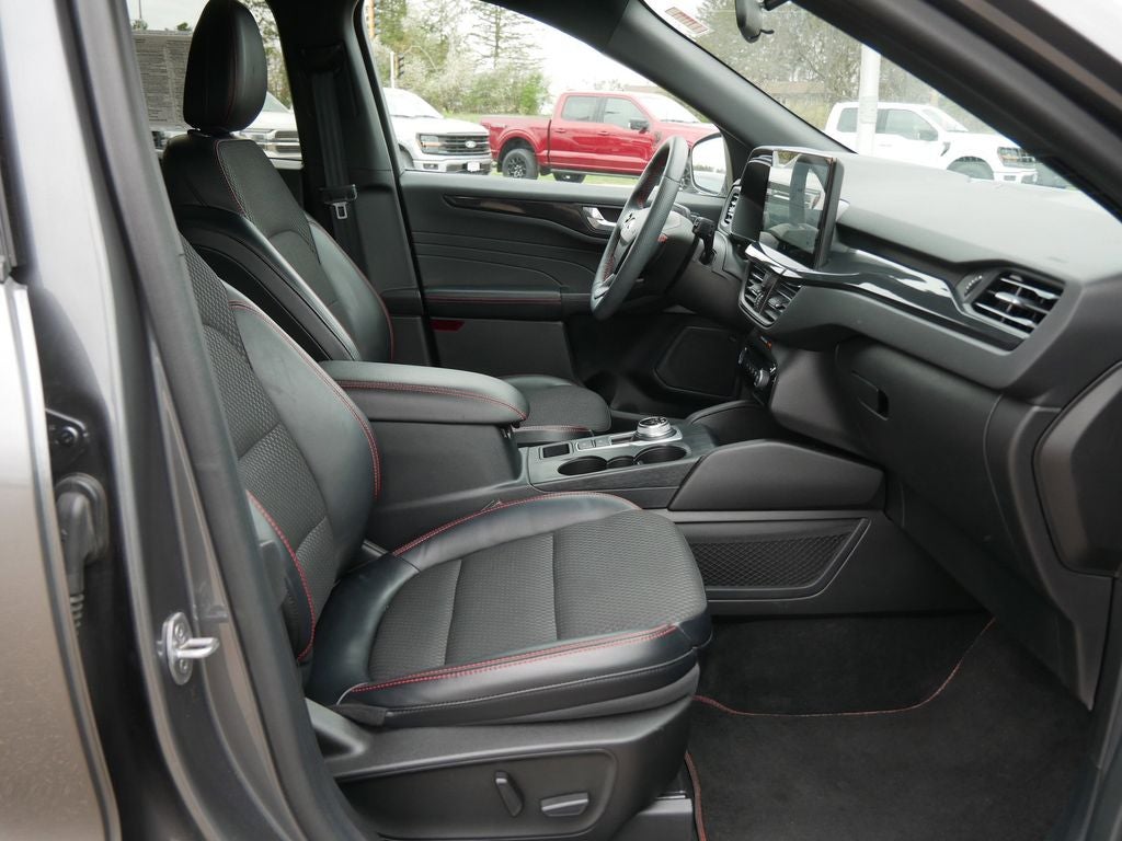 2023 Ford Escape ST-Line Select