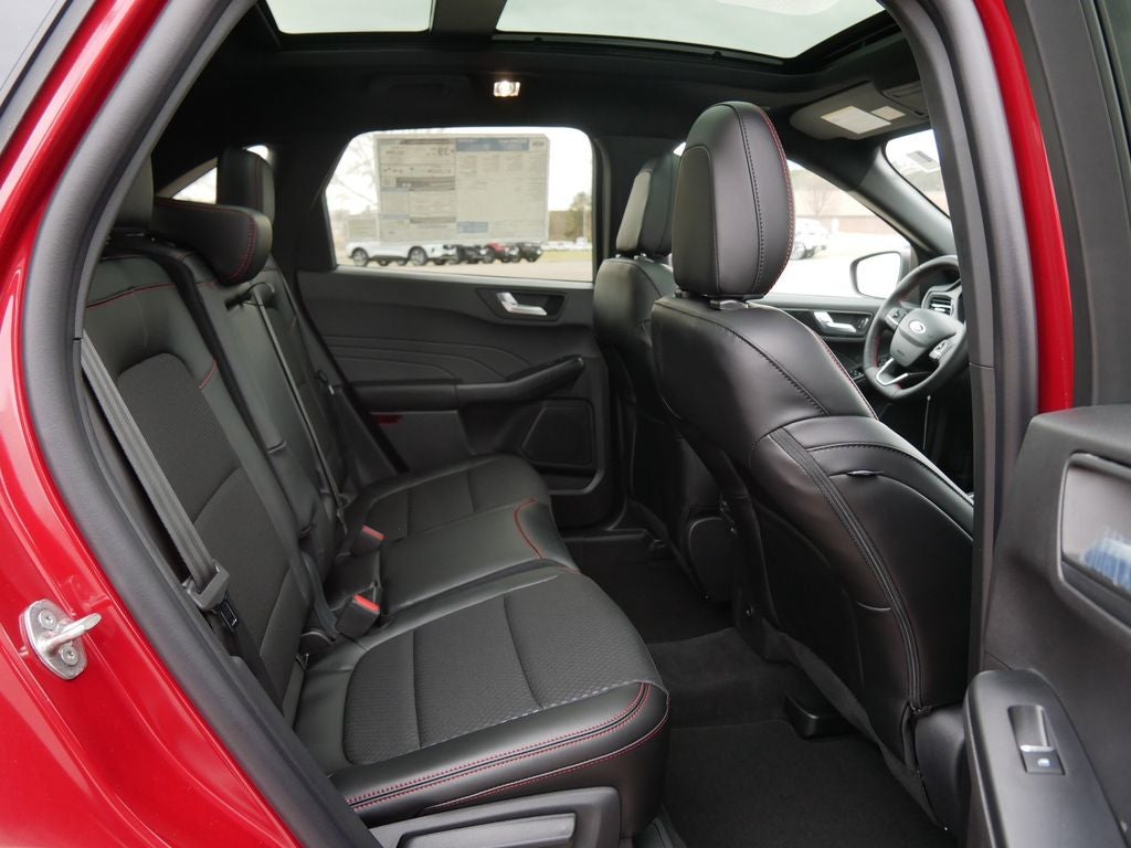 2026 Ford Escape Hybrid ST-Line Select