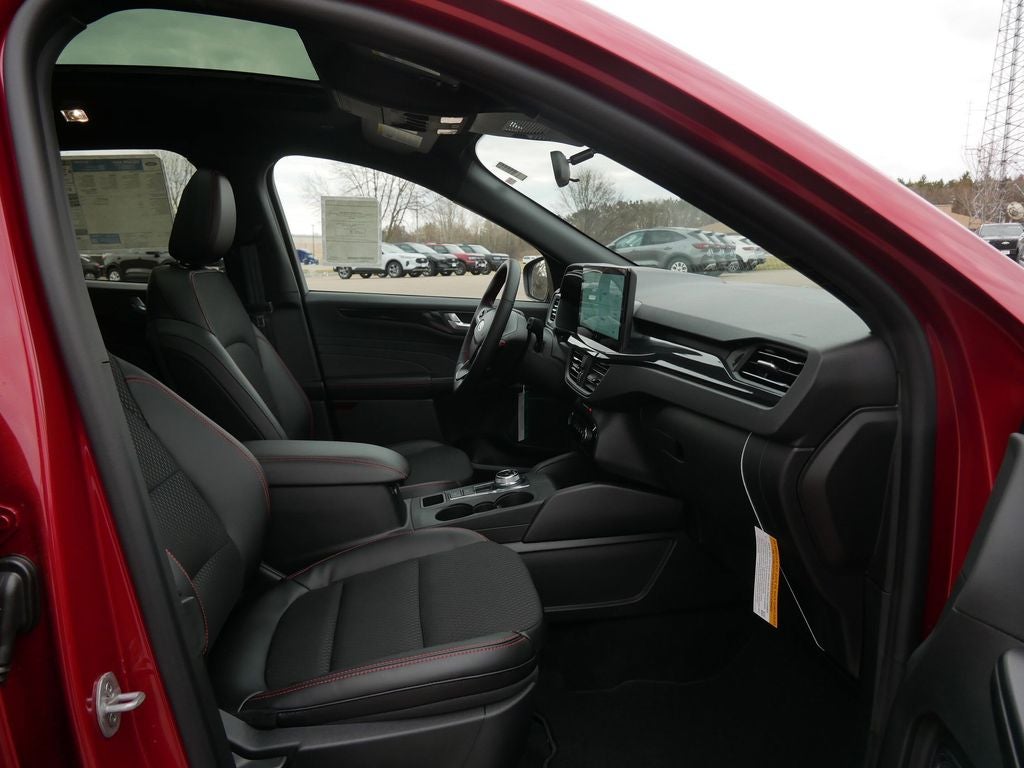 2026 Ford Escape Hybrid ST-Line Select