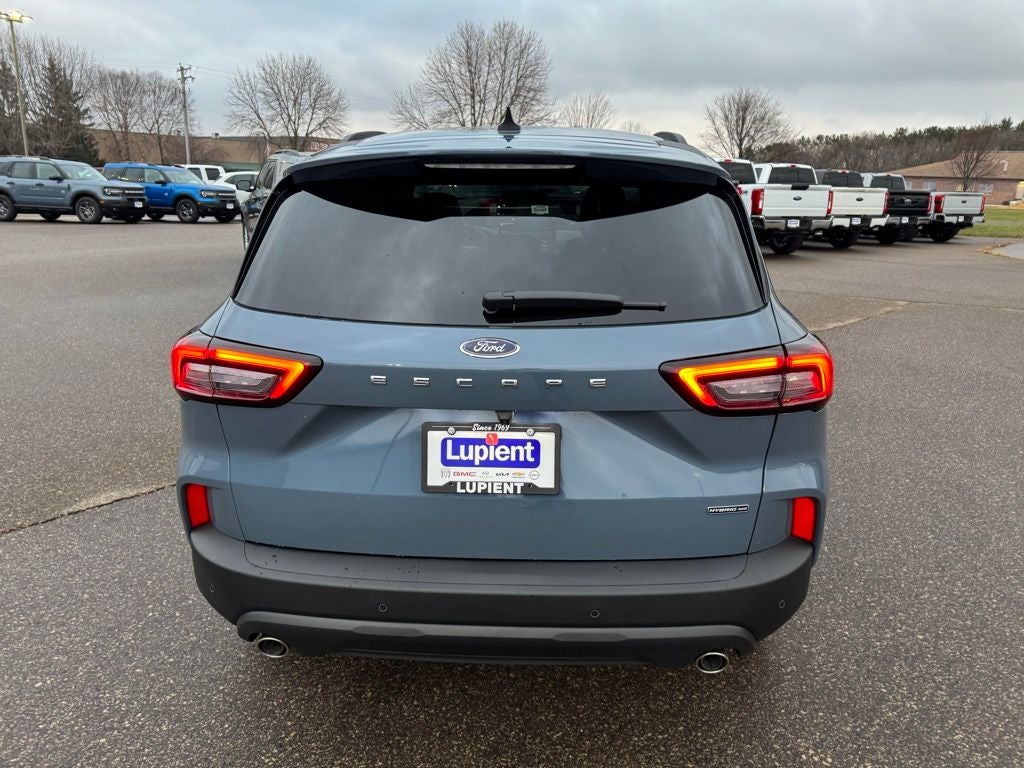 2026 Ford Escape Hybrid ST-Line Select