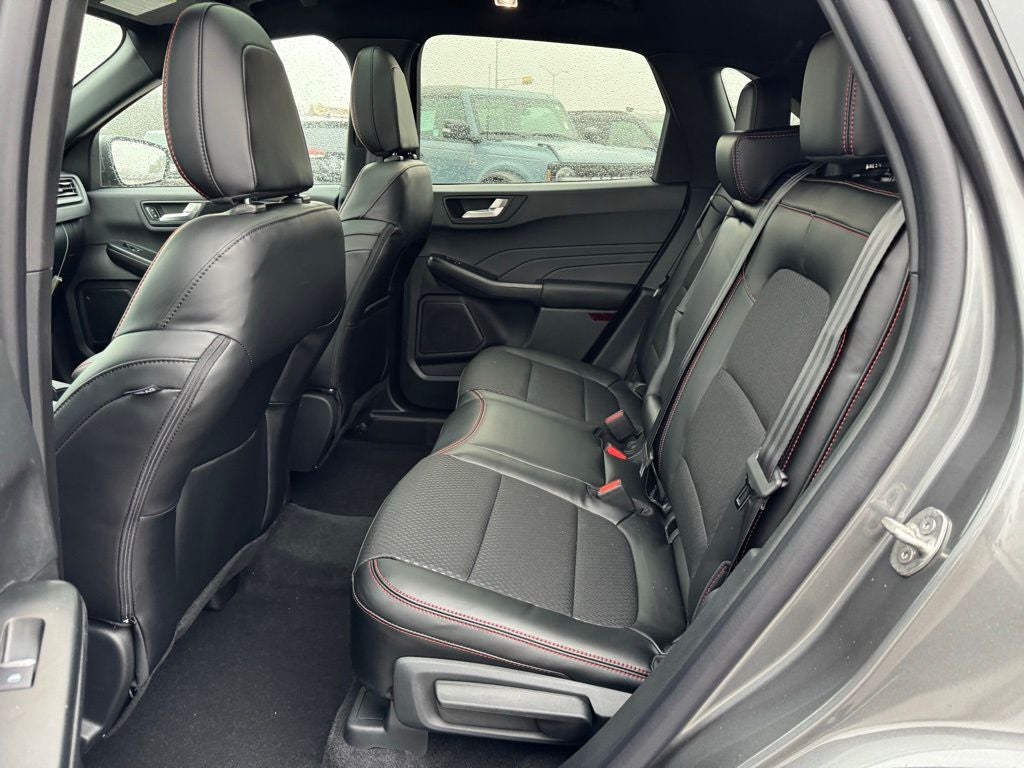 2026 Ford Escape Hybrid ST-Line Select