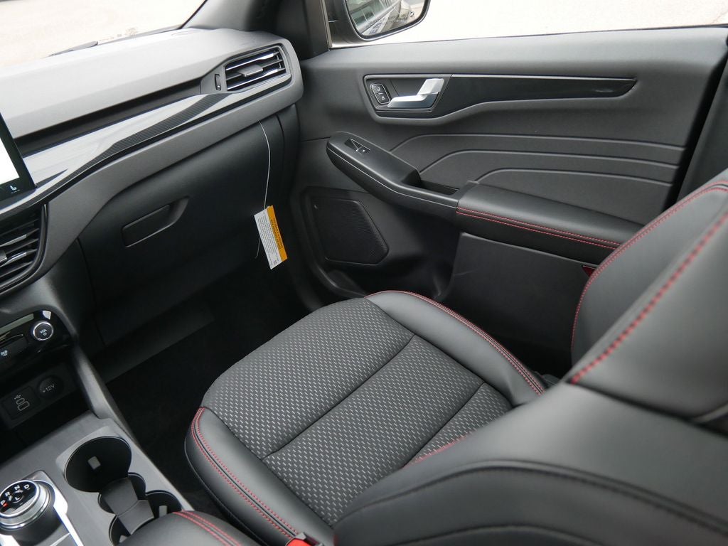 2026 Ford Escape Hybrid ST-Line Select