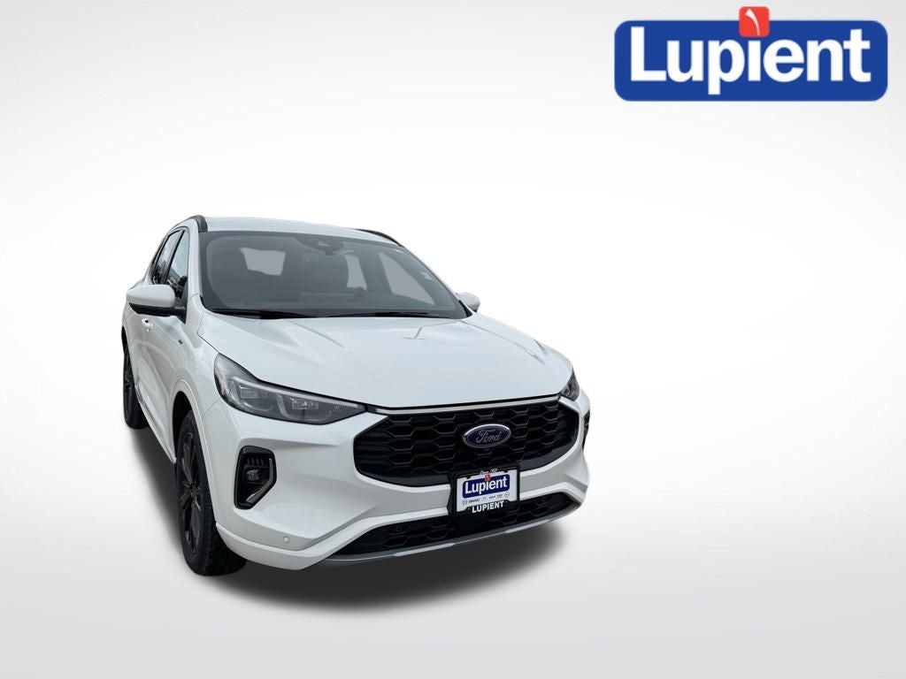 2023 Ford Escape Hybrid ST-Line Elite