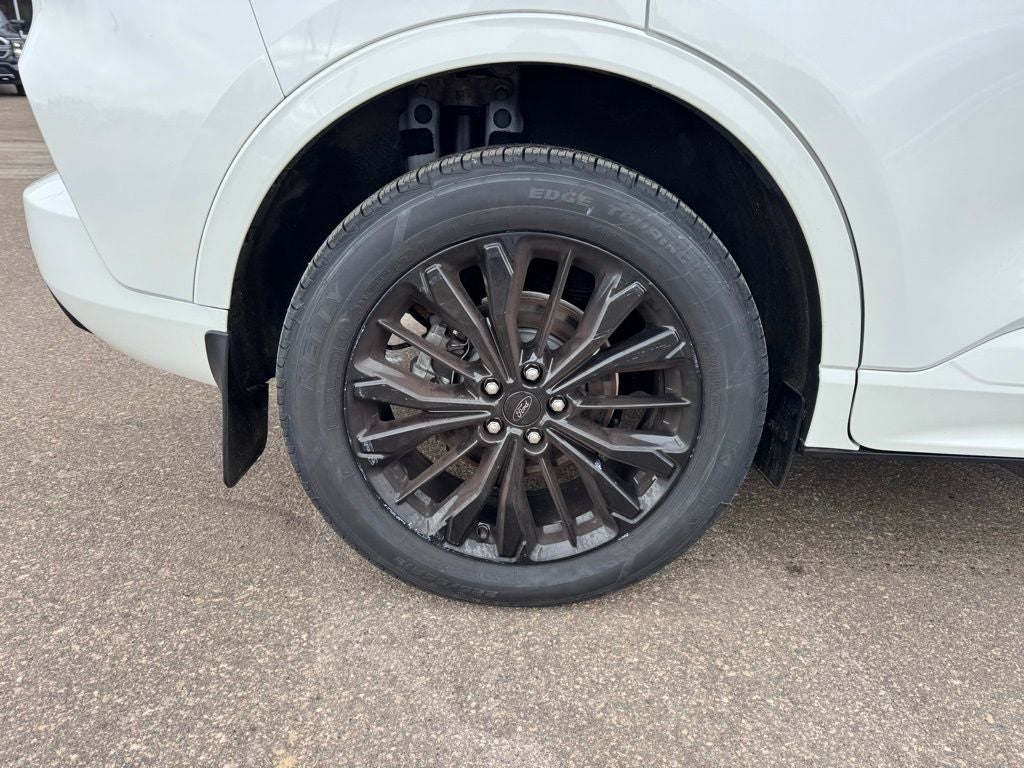 2023 Ford Escape Hybrid ST-Line Elite