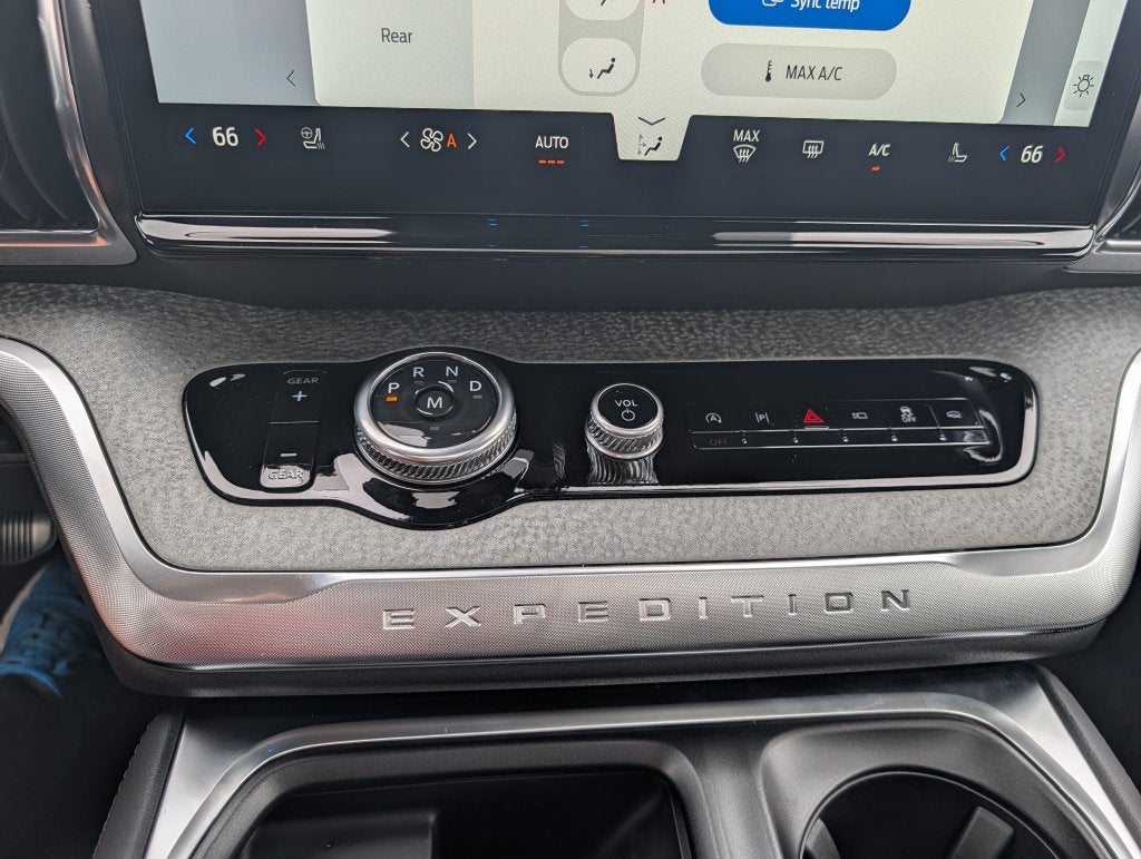 2027 Ford Expedition Tremor