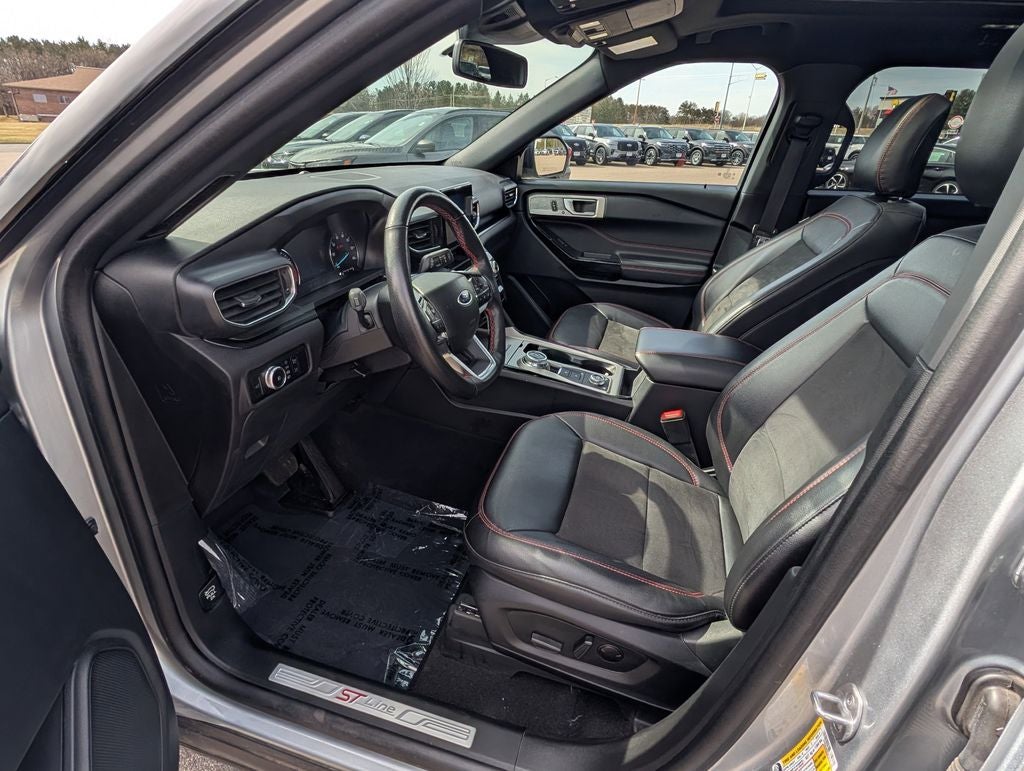 2023 Ford Explorer ST-Line
