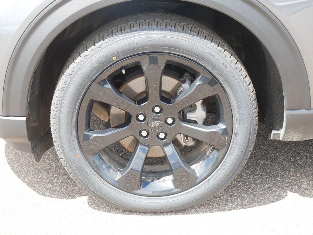 2024 Ford Explorer ST-Line