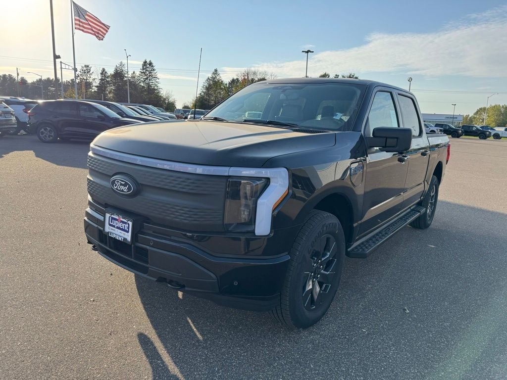 2025 Ford F-150 Lightning Flash