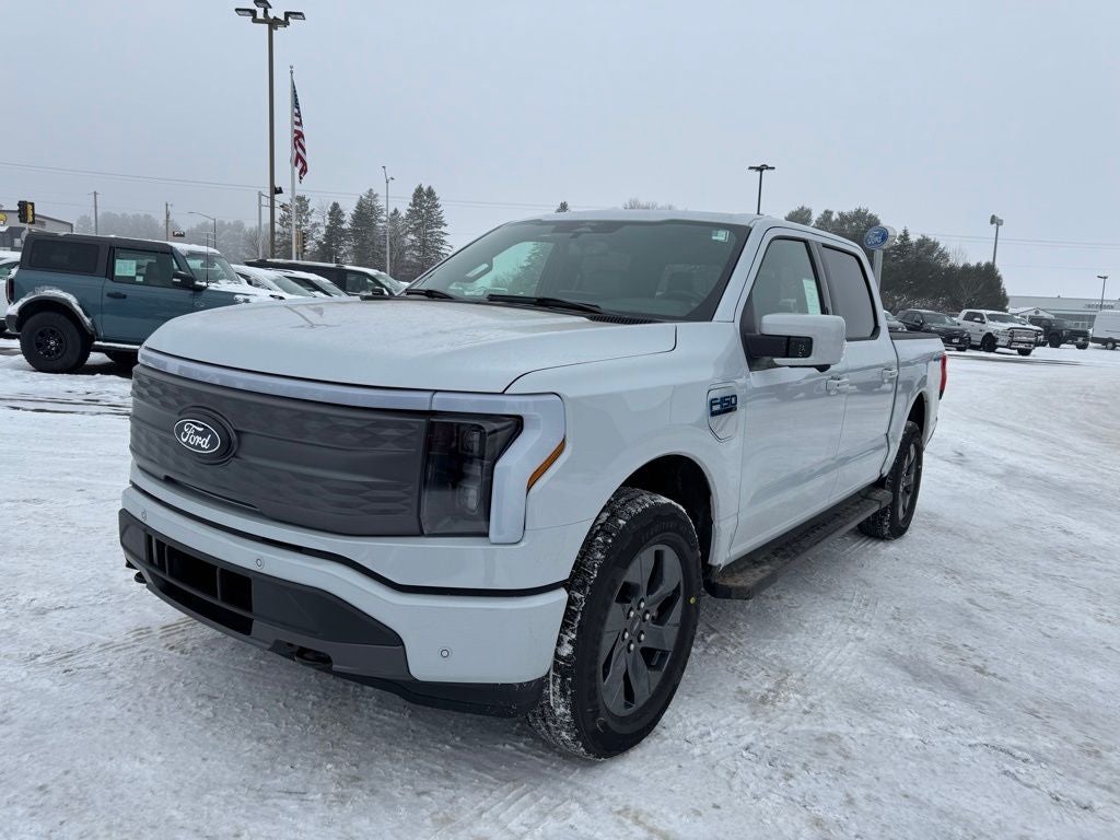 2025 Ford F-150 Lightning Lariat