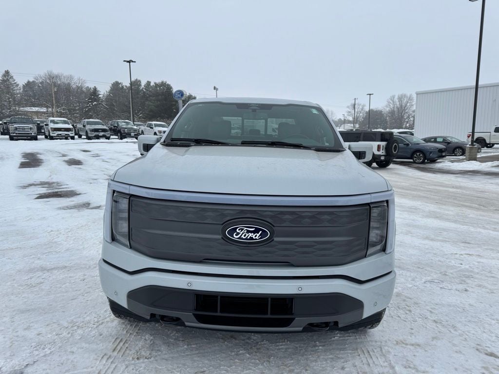 2025 Ford F-150 Lightning Lariat