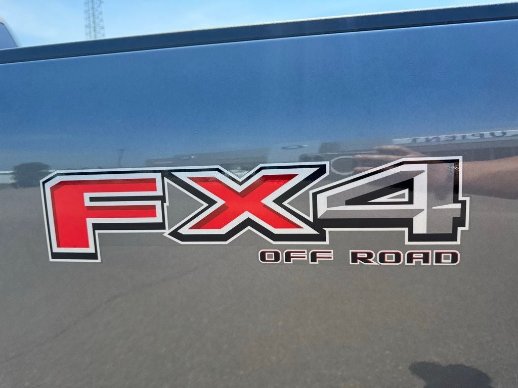 2025 Ford F-350SD Lariat