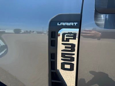 2025 Ford F-350SD Lariat
