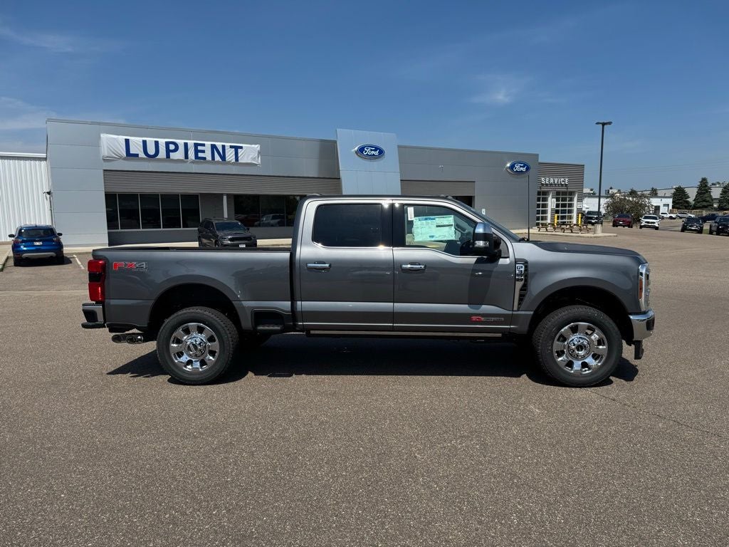 2025 Ford F-350SD Lariat