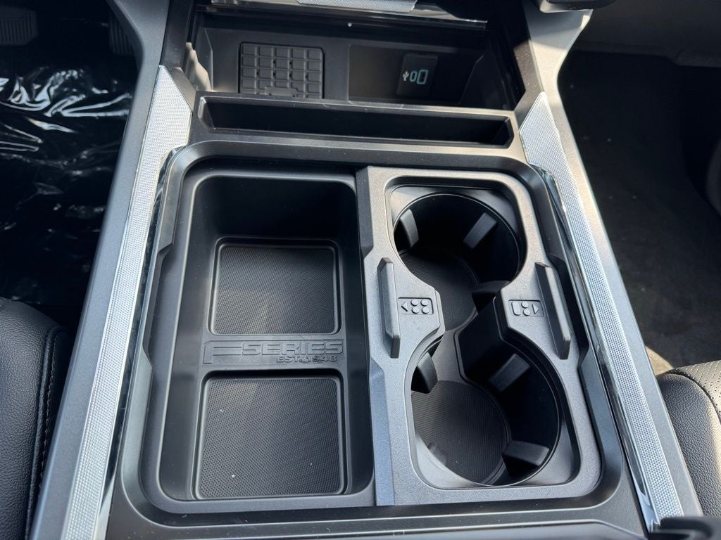 2025 Ford F-350SD Lariat