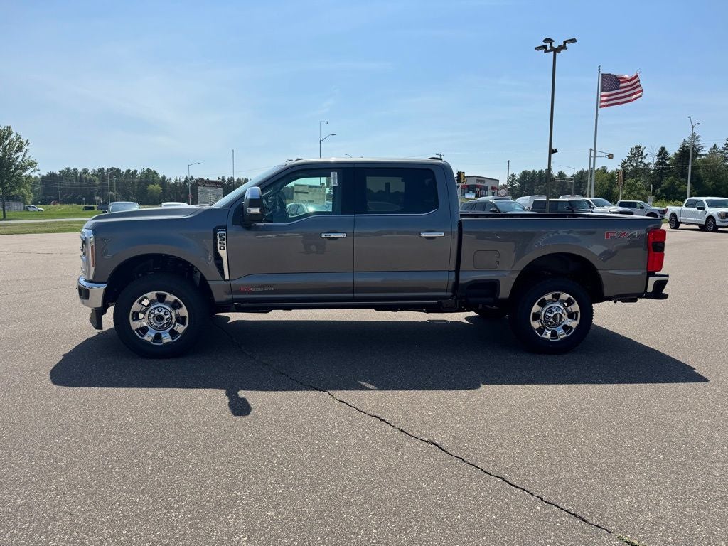 2025 Ford F-350SD Lariat
