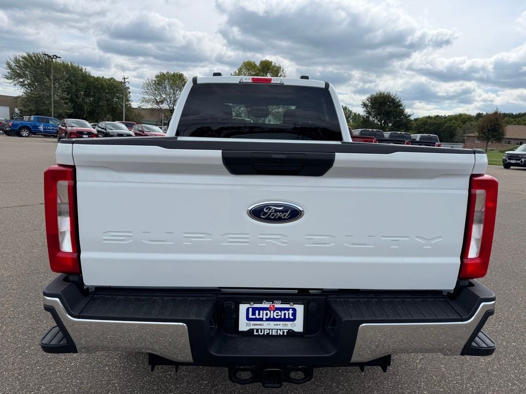 2026 Ford F-350SD XLT