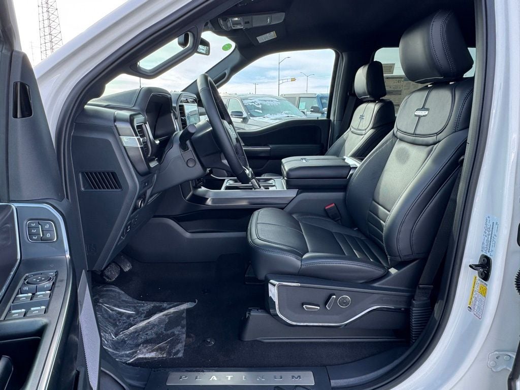 2025 Ford F-150 Platinum