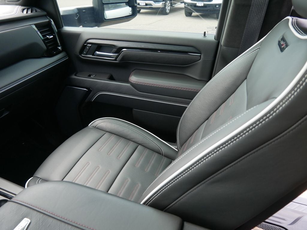 2025 GMC Sierra 2500HD AT4X