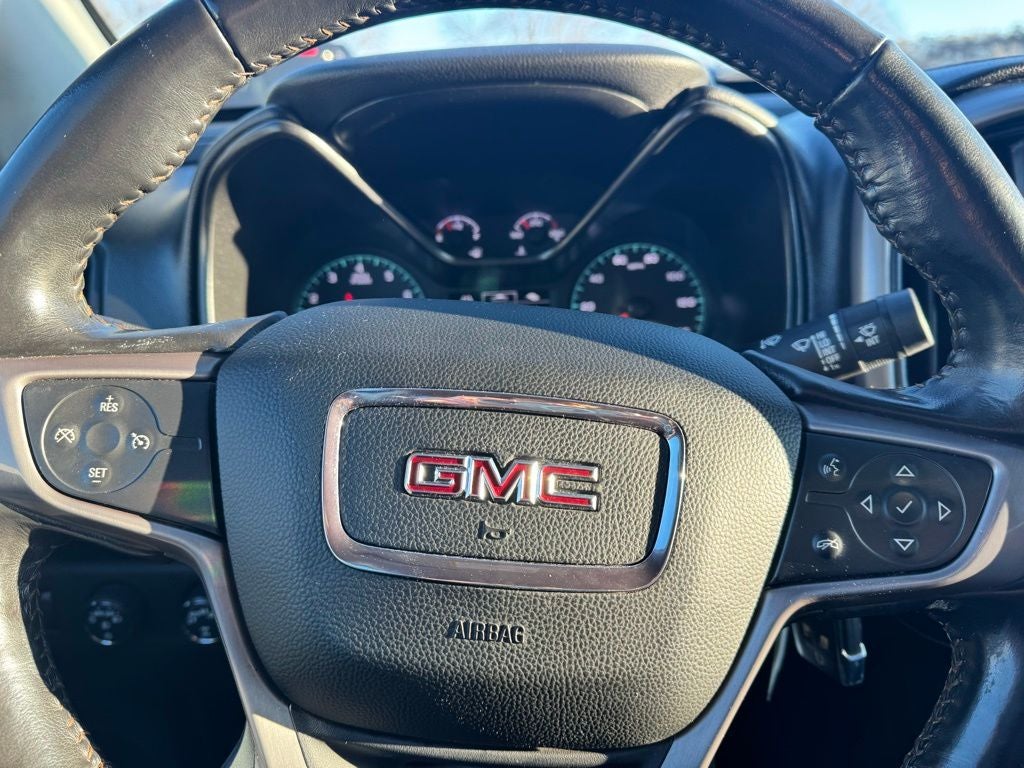 2022 GMC Canyon AT4 w/Cloth