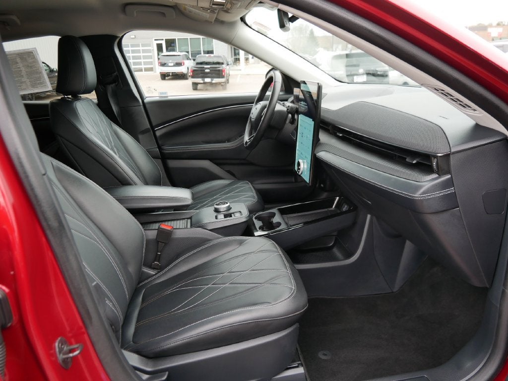 2024 Ford Mustang Mach-E Select