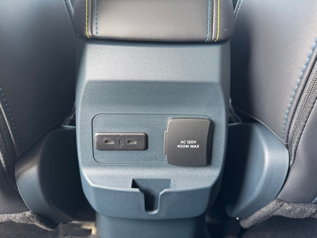 2025 Ford Maverick Lobo High