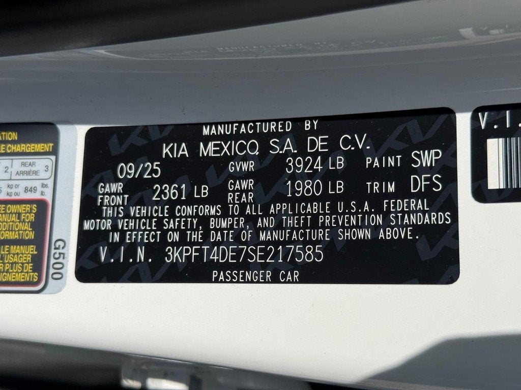 2025 Kia K4 LXS