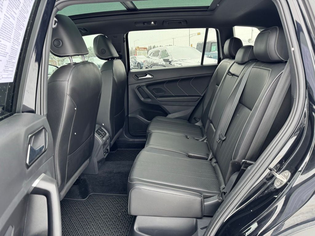 2024 Volkswagen Tiguan 2.0T SE R-Line Black