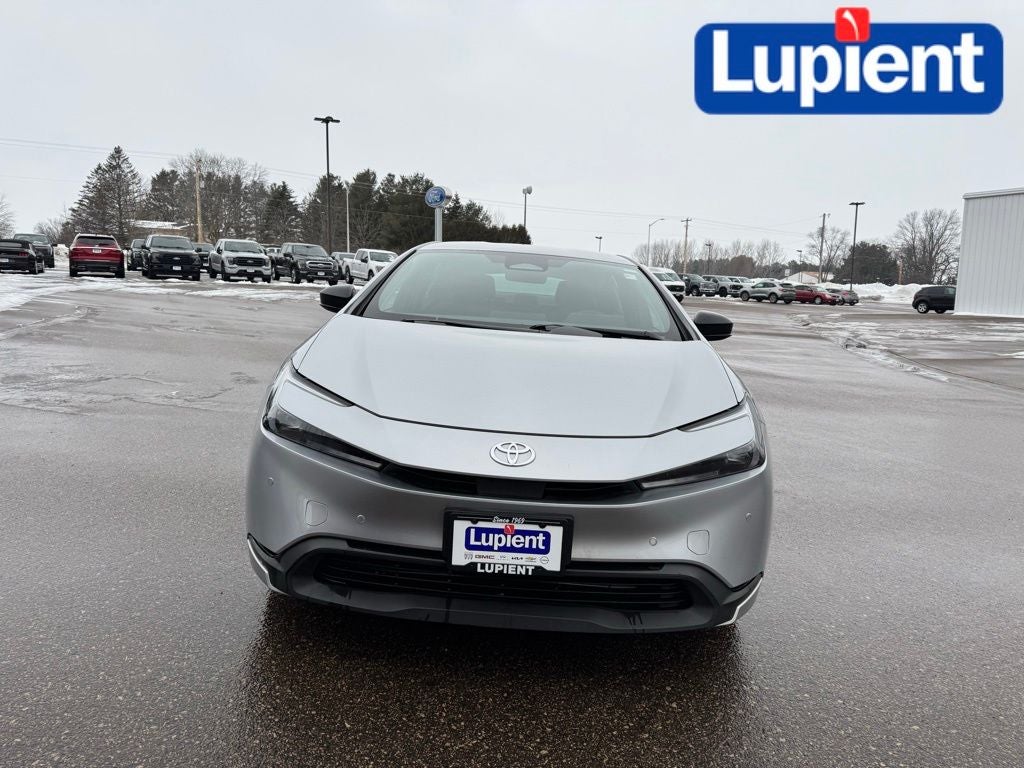2025 Toyota Prius LE
