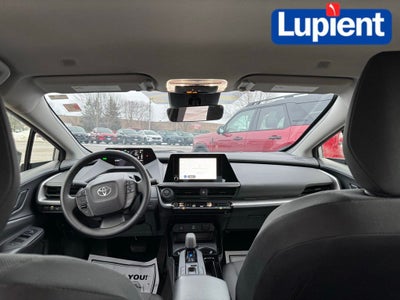 2025 Toyota Prius LE