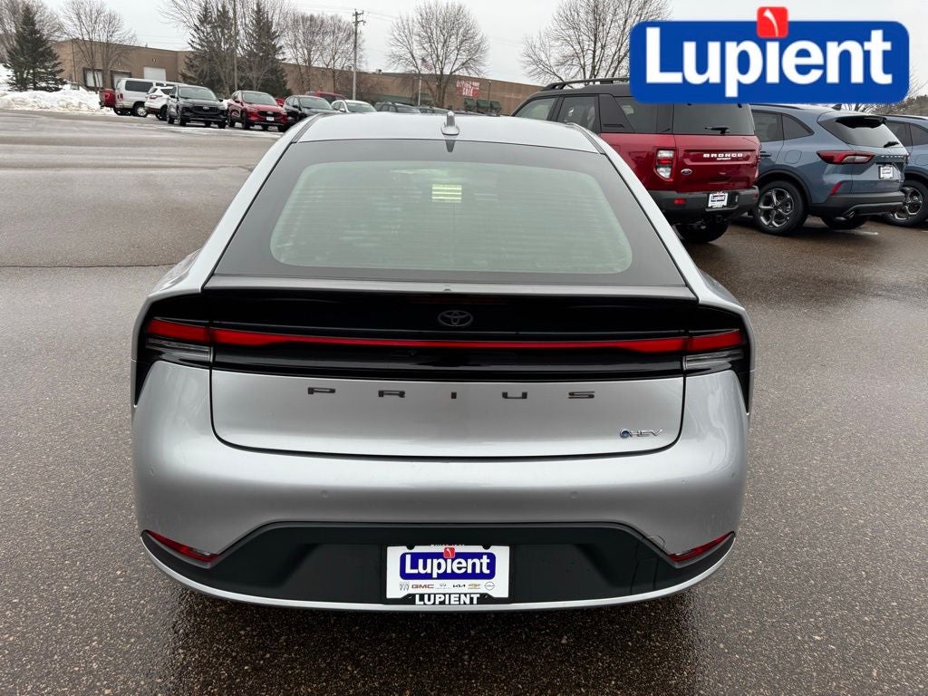 2025 Toyota Prius LE