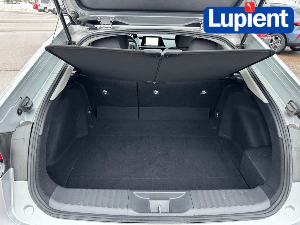 2025 Toyota Prius LE