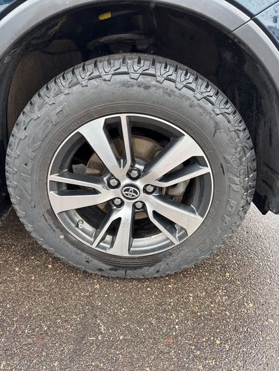 2017 Toyota RAV4 XLE