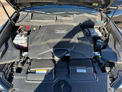 2023 Audi Q8 55 Premium Plus quattro