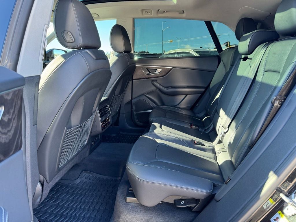 2023 Audi Q8 55 Premium Plus quattro